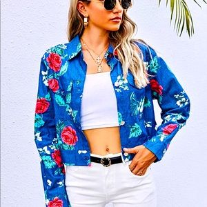 💐 NWT Flower Print Denim Jacket 💐